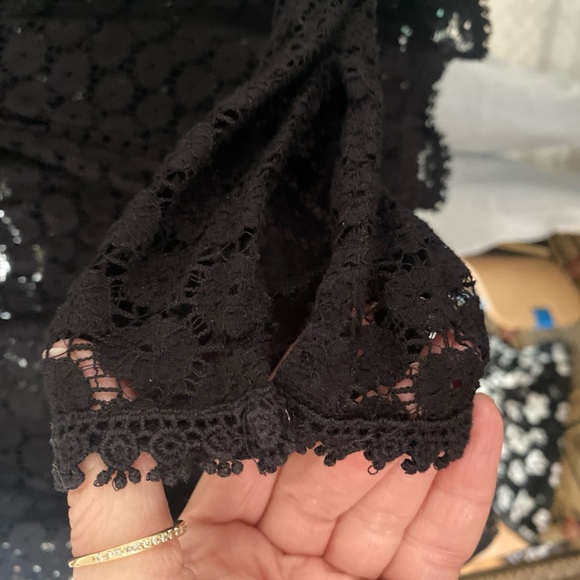 Free People Black Floral Lace Top Size small - Picture 6 of 13